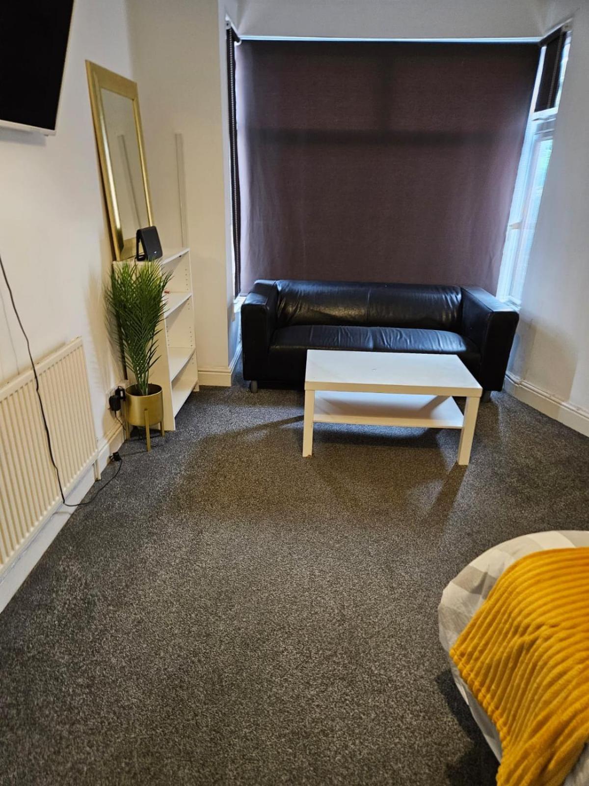 Double Room Close To Headingley Stadium Лидс Экстерьер фото
