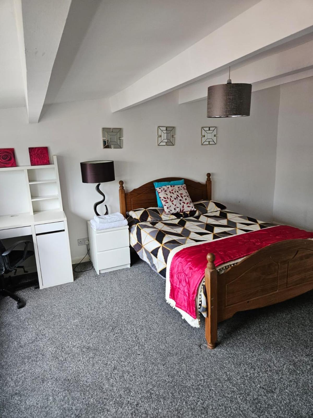 Double Room Close To Headingley Stadium Лидс Экстерьер фото